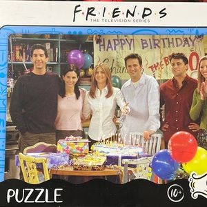 FRIENDS 1000pc Puzzle!